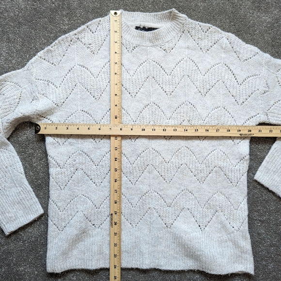 Ricki's hollow details oversized wool blend cream pullover sweater women's Small - Picture 7 of 9